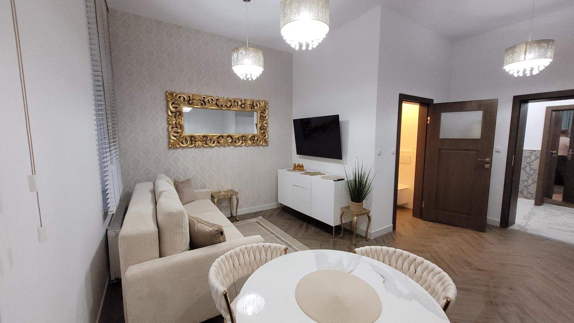 Jaracza 28/7 Apartment